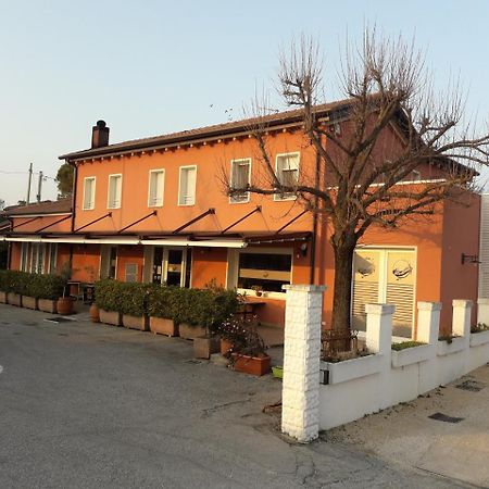 皮亚韦河畔的圣多纳 Locanda Mirafiori酒店 外观 照片